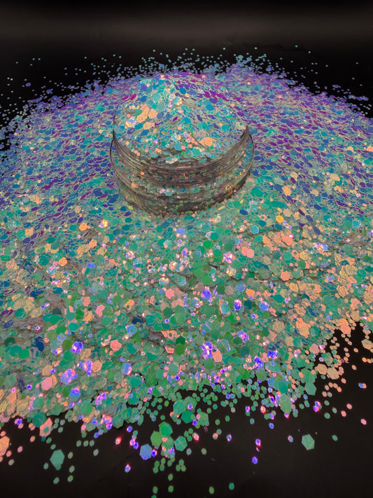 -Comet’s Tail- Chameleon White Glitter