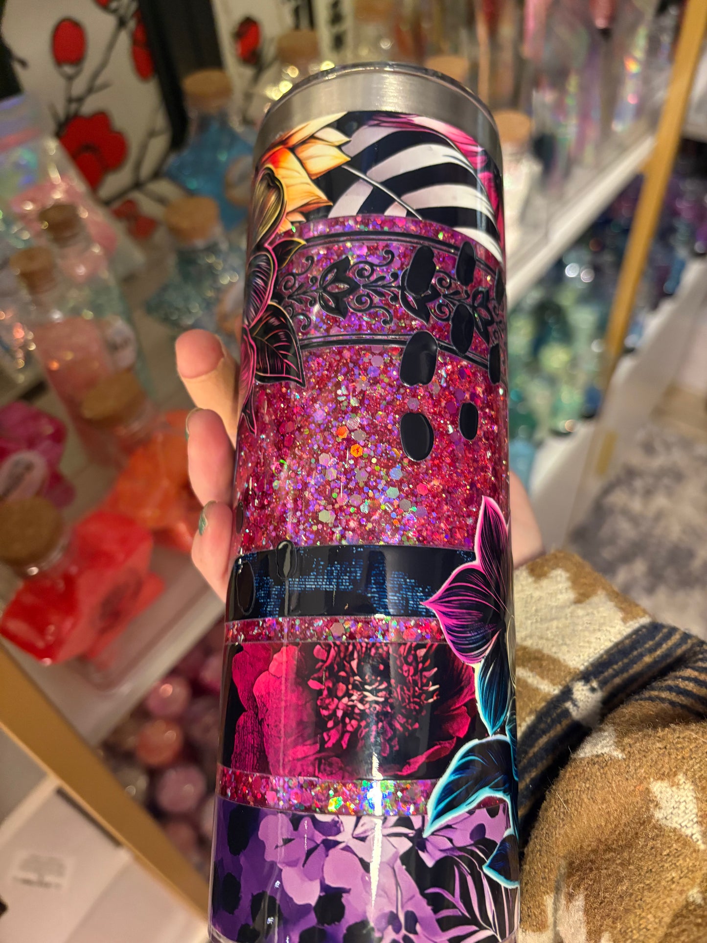 20oz Royal Flowers Custom “Resin Globe”.